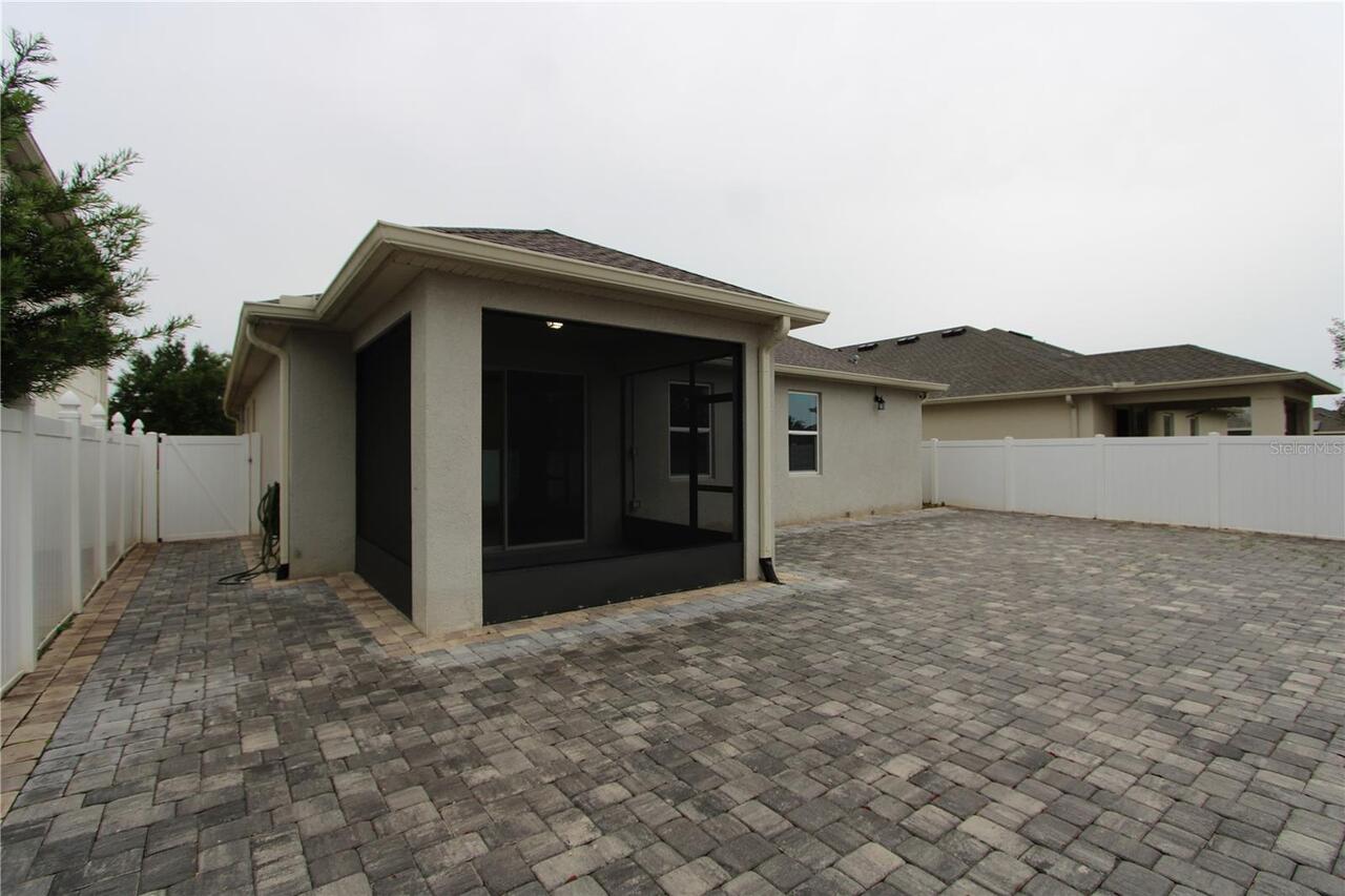 Listing Photo 22