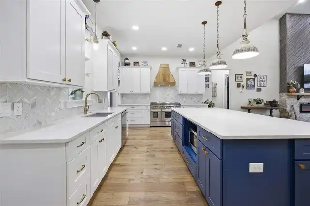 Listing Photo 16