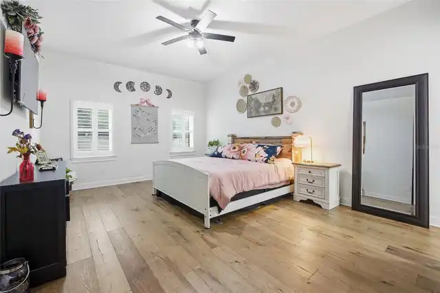Listing Photo 21