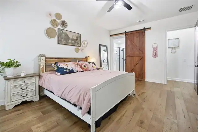 Listing Photo 23
