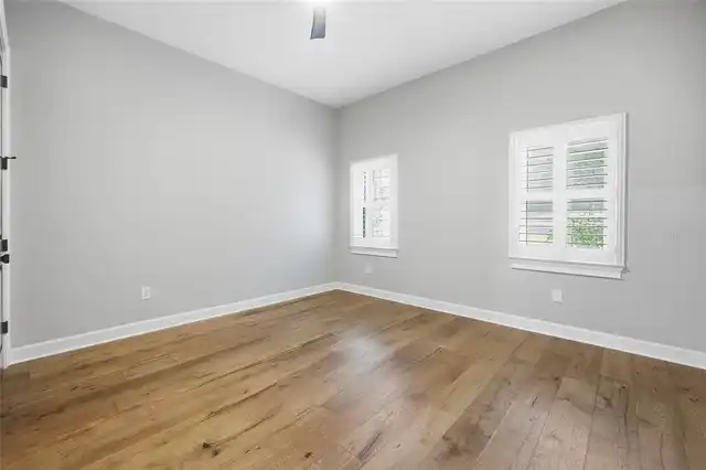 Listing Photo 28