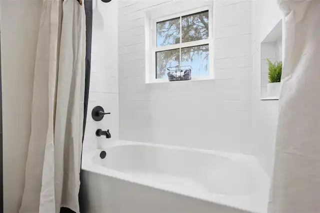 Listing Photo 32