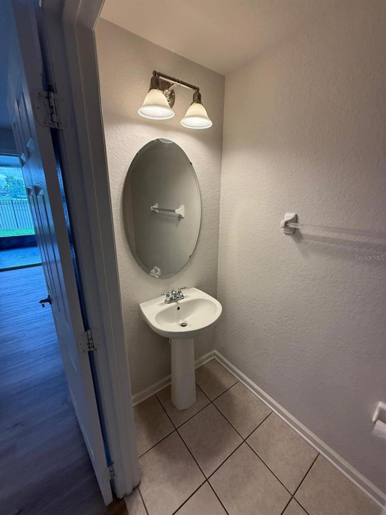 Listing Photo 12