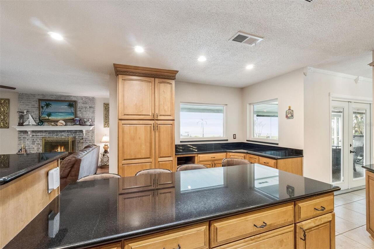 Listing Photo 7