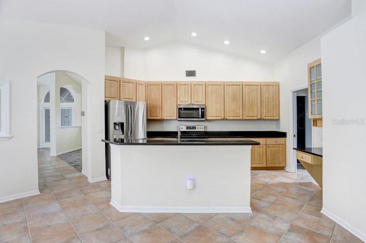 Listing Photo 15