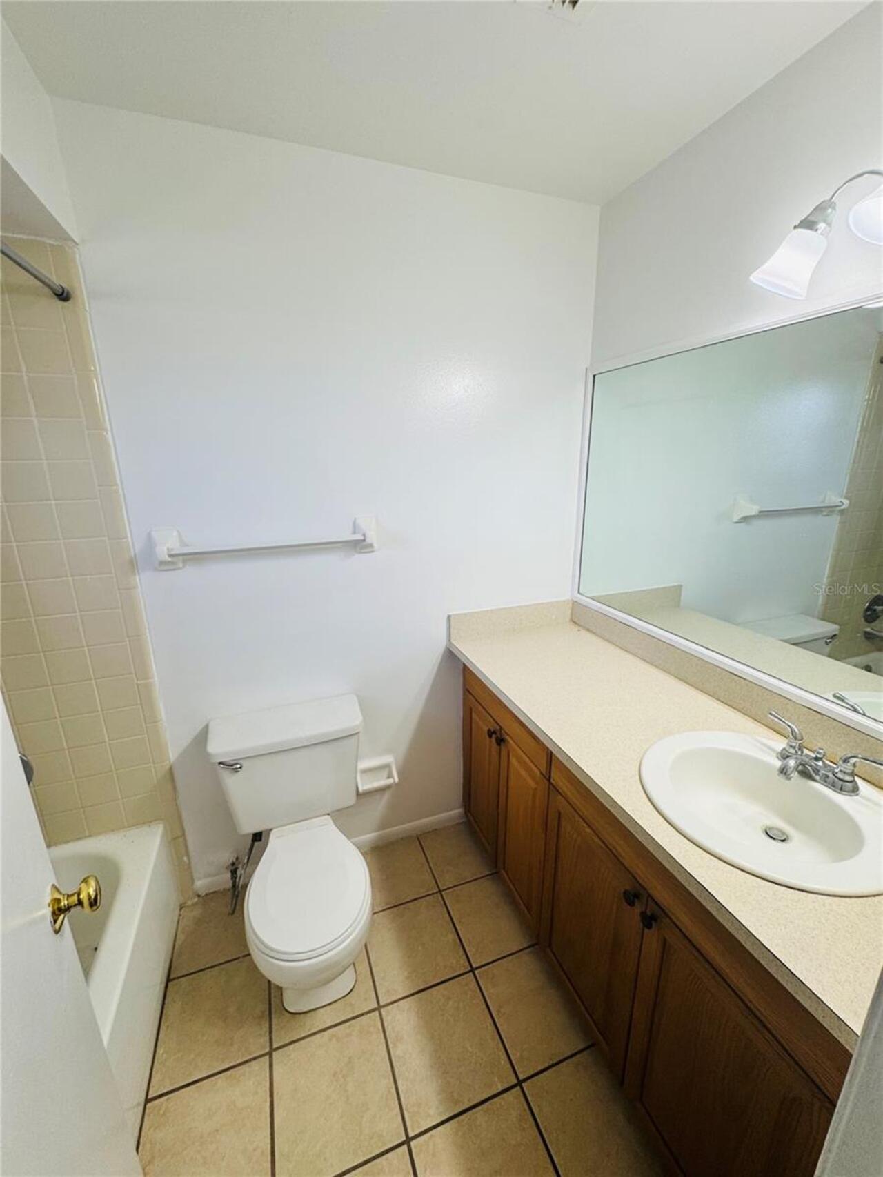 Listing Photo 9