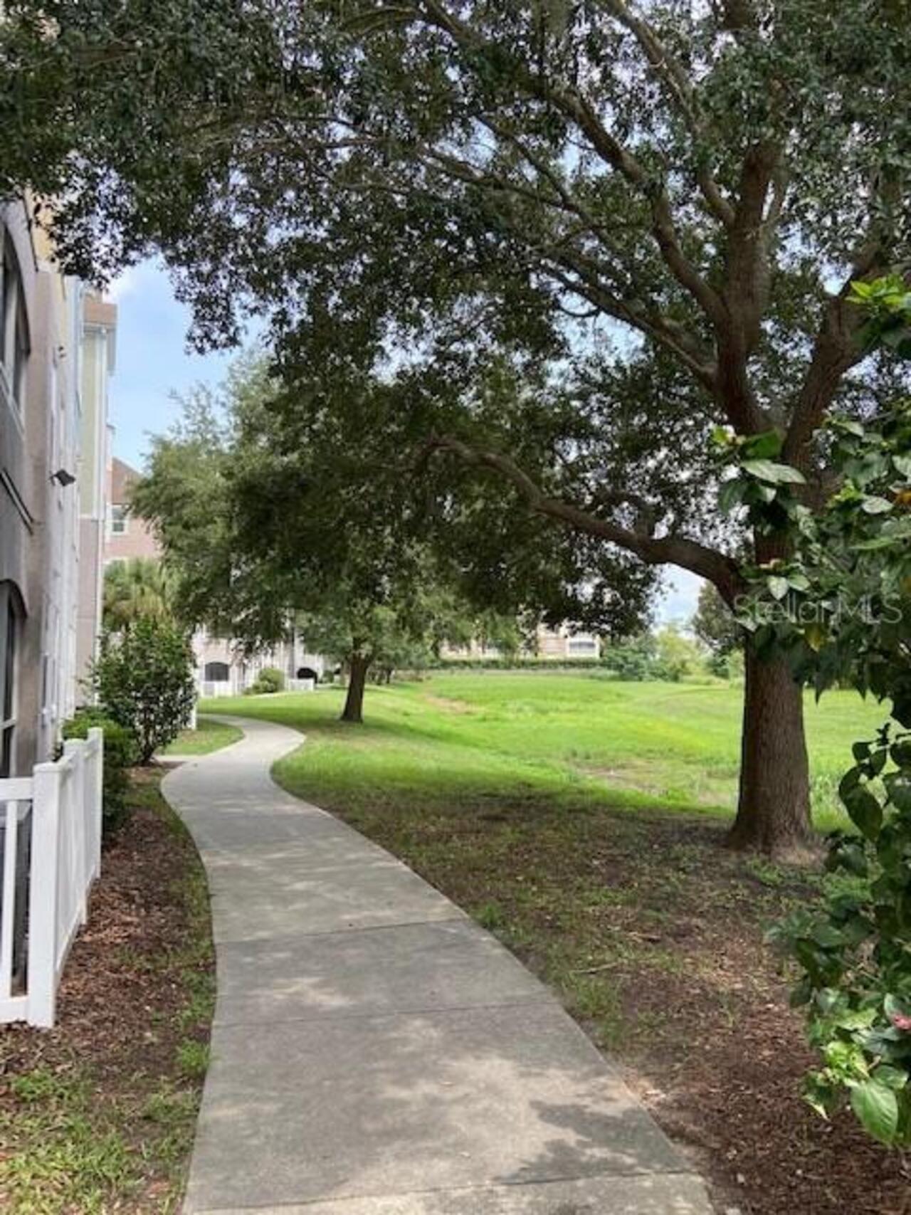 Listing Photo 20
