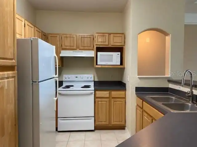 Listing Photo 7