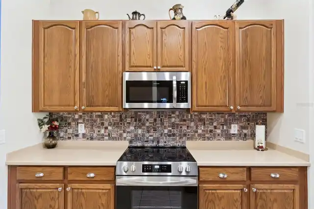 Listing Photo 16