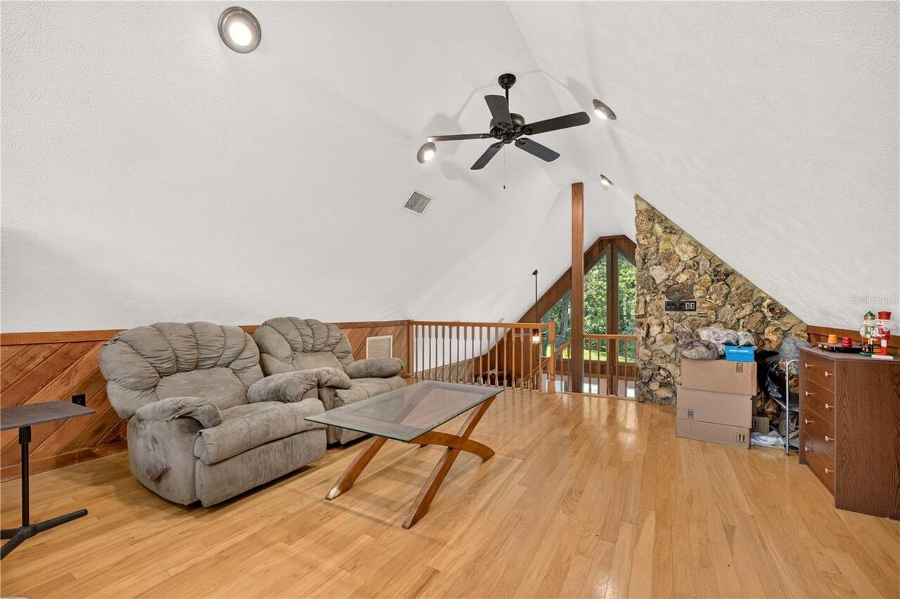 Listing Photo 24