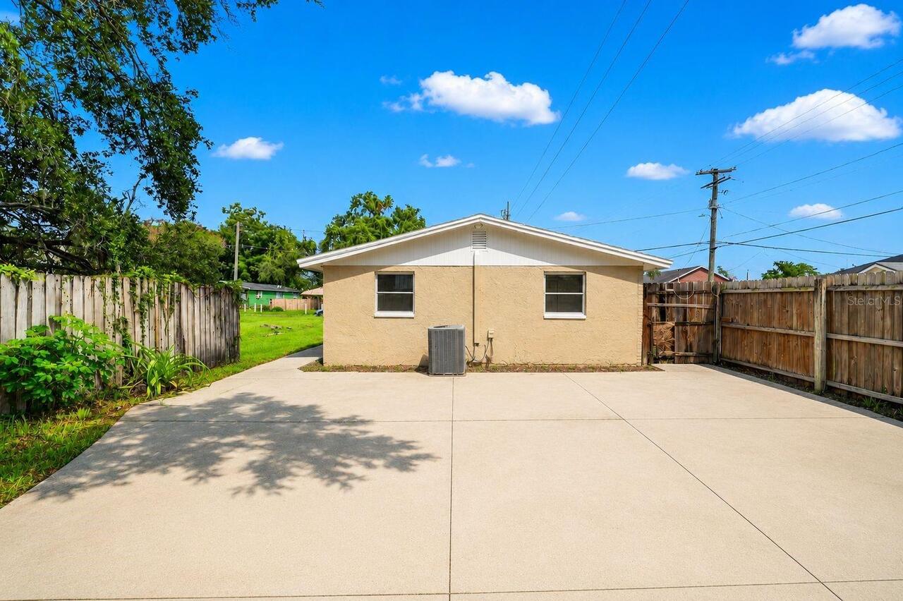 Listing Photo 28