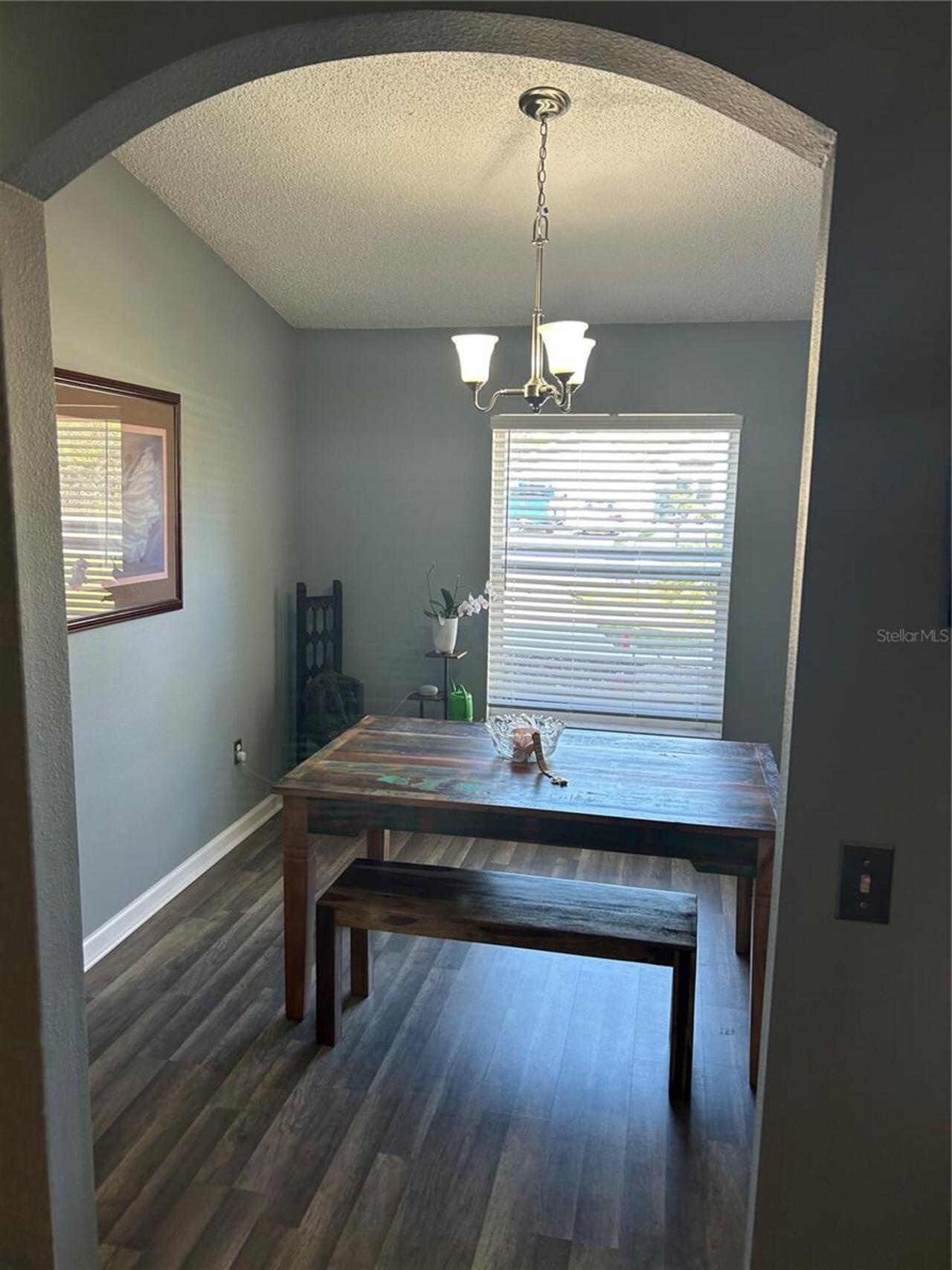 Listing Photo 10