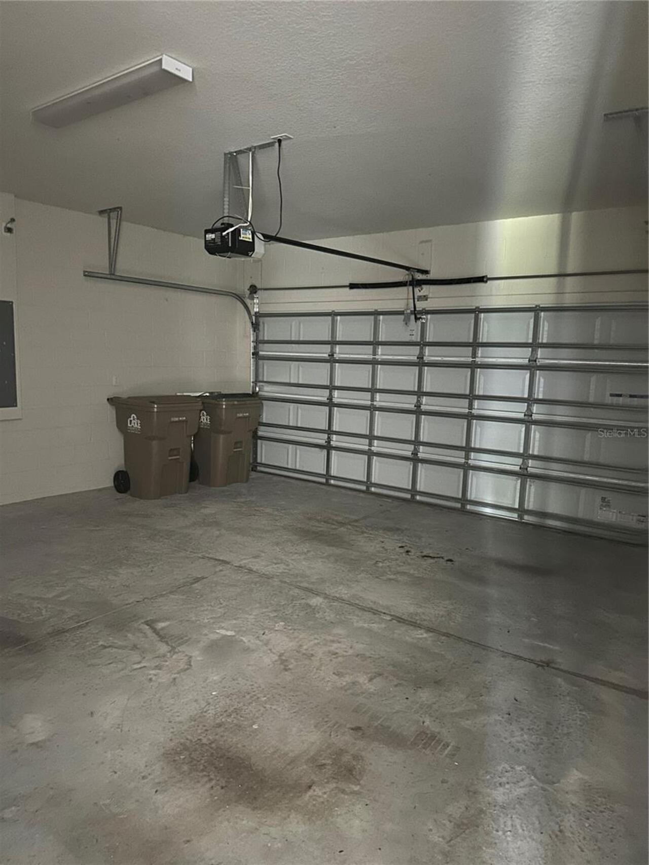 Listing Photo 8
