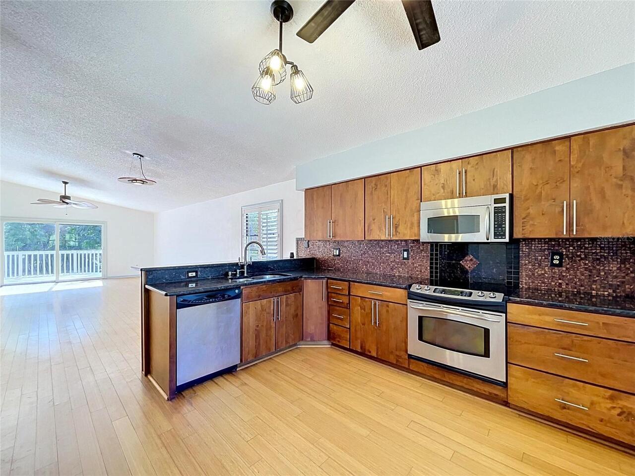 Listing Photo 13