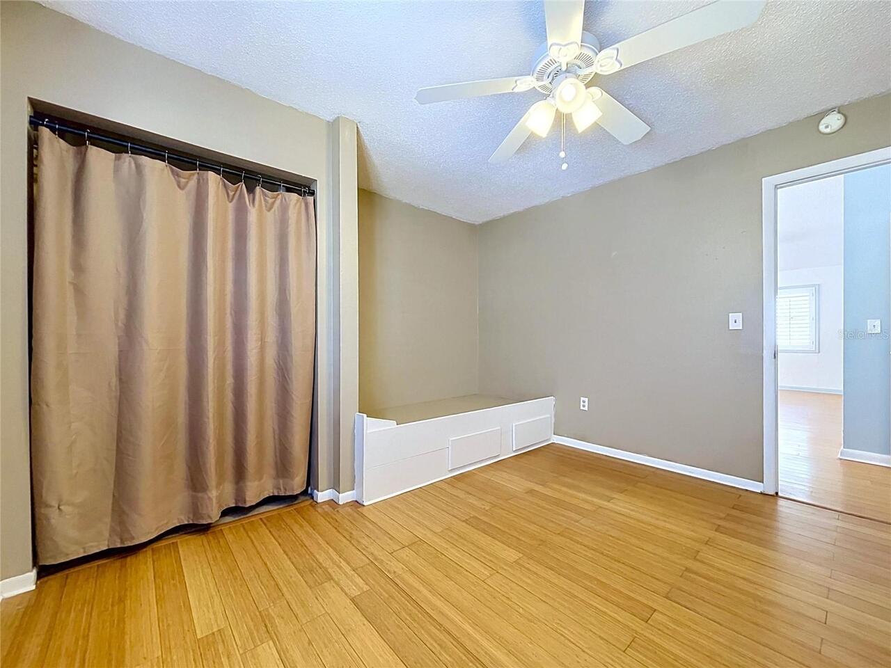 Listing Photo 20