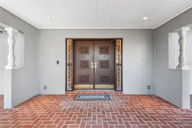 Listing Photo 8
