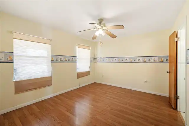 Listing Photo 7