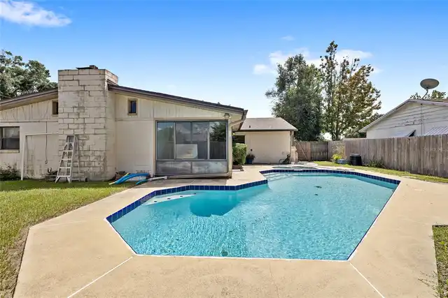 Listing Photo 34