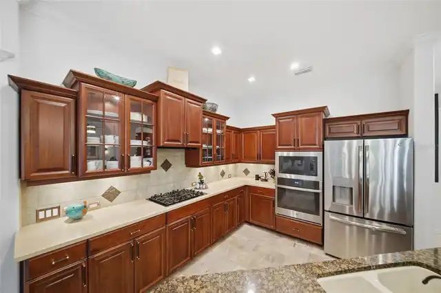 Listing Photo 14