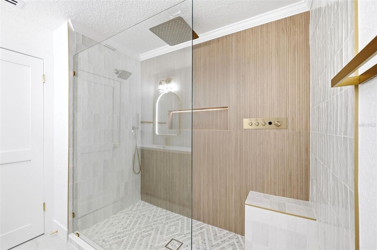 Listing Photo 24