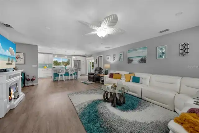 Listing Photo 18