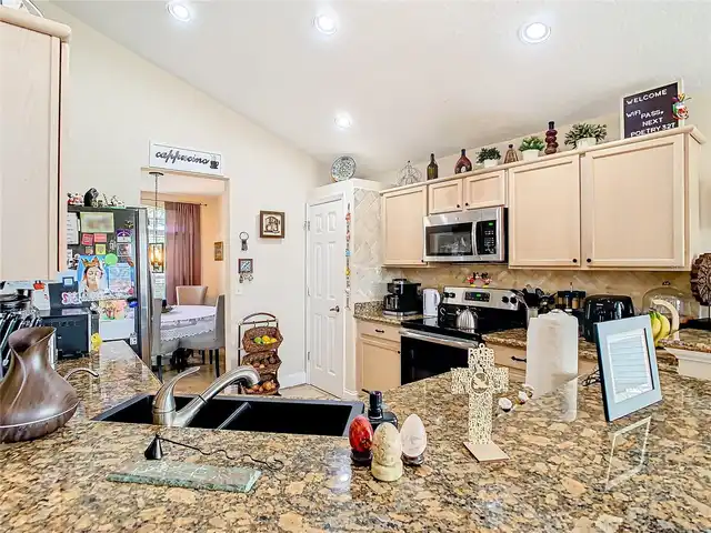 Listing Photo 25