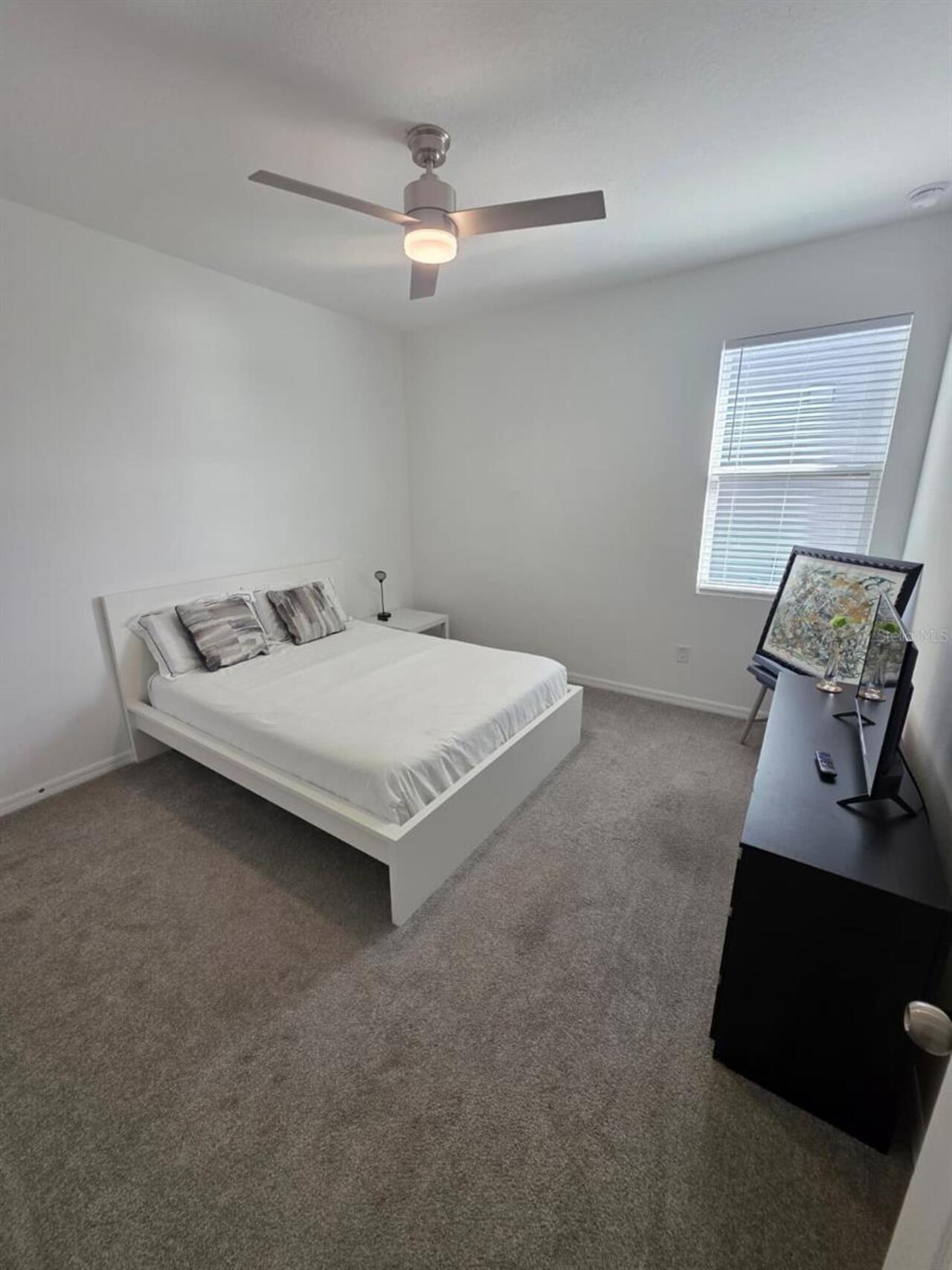 Listing Photo 33