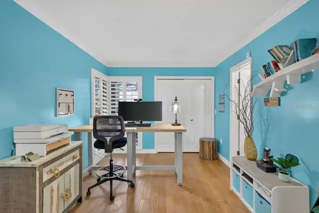 Listing Photo 9