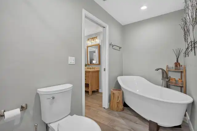 Listing Photo 18