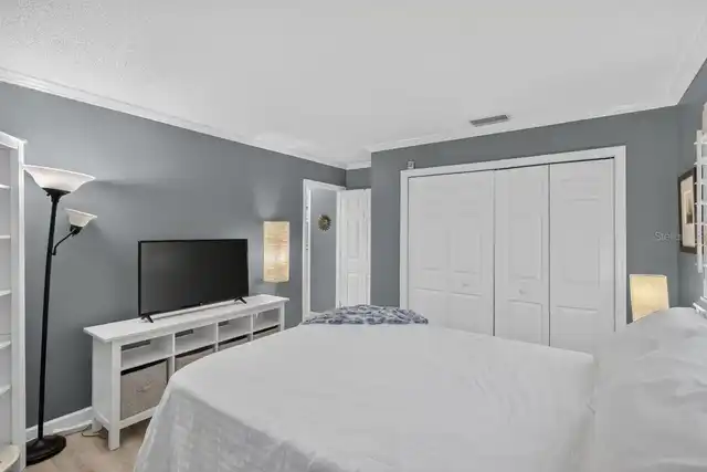 Listing Photo 36