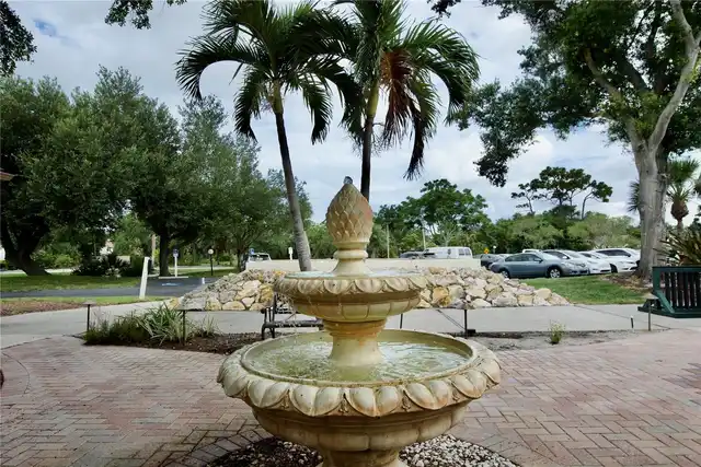 Listing Photo 36