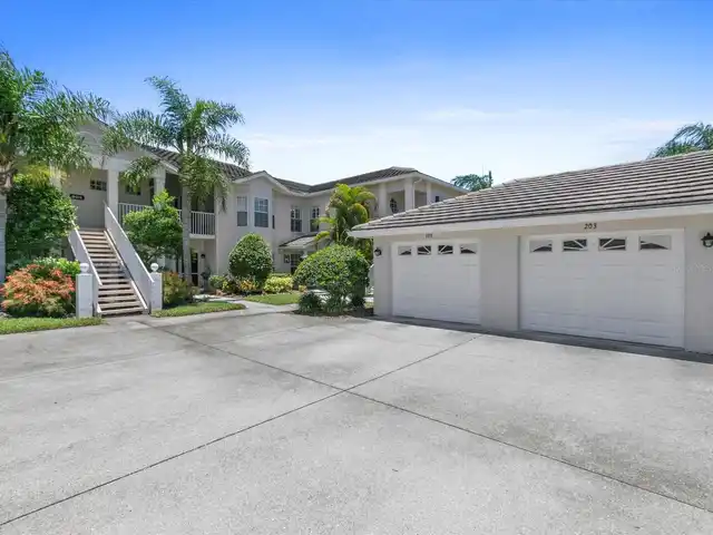 Listing Photo 28