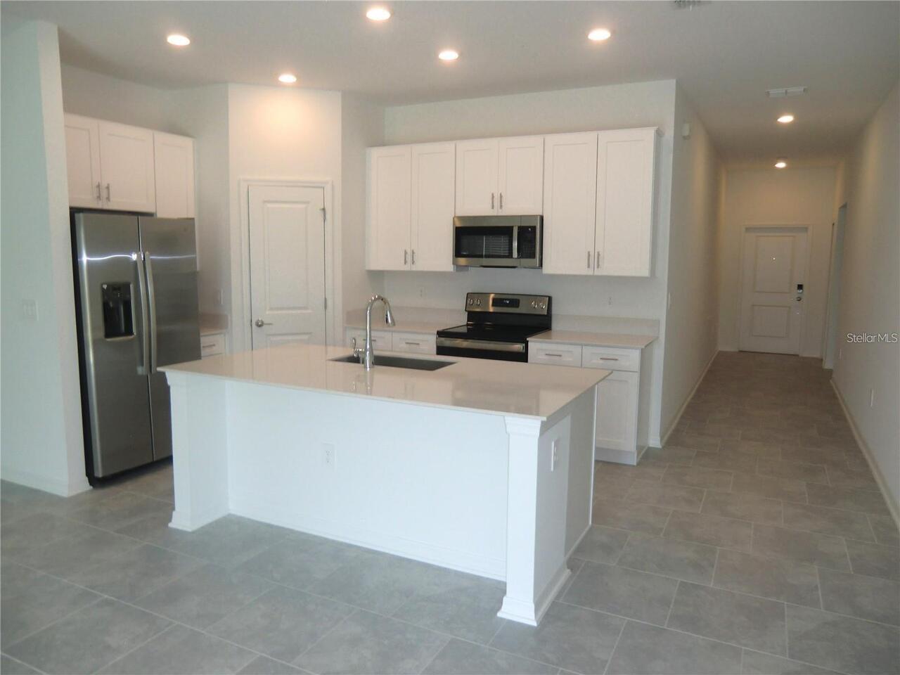 Listing Photo 12