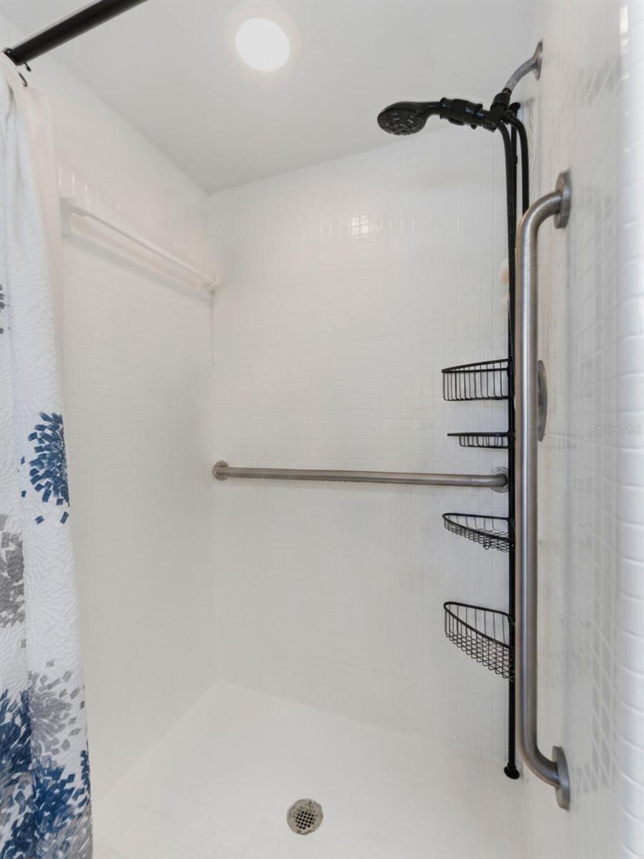 Listing Photo 25