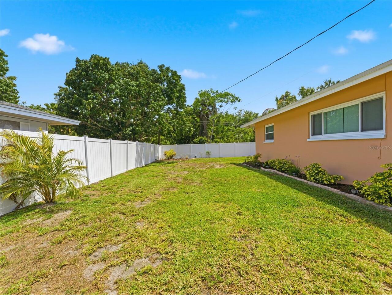 Listing Photo 42