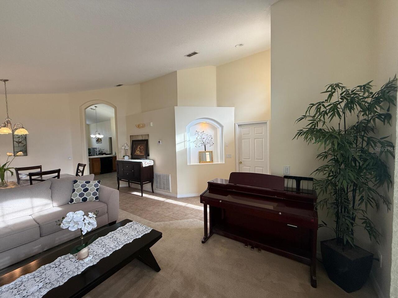 Listing Photo 16