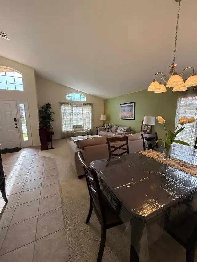 Listing Photo 10