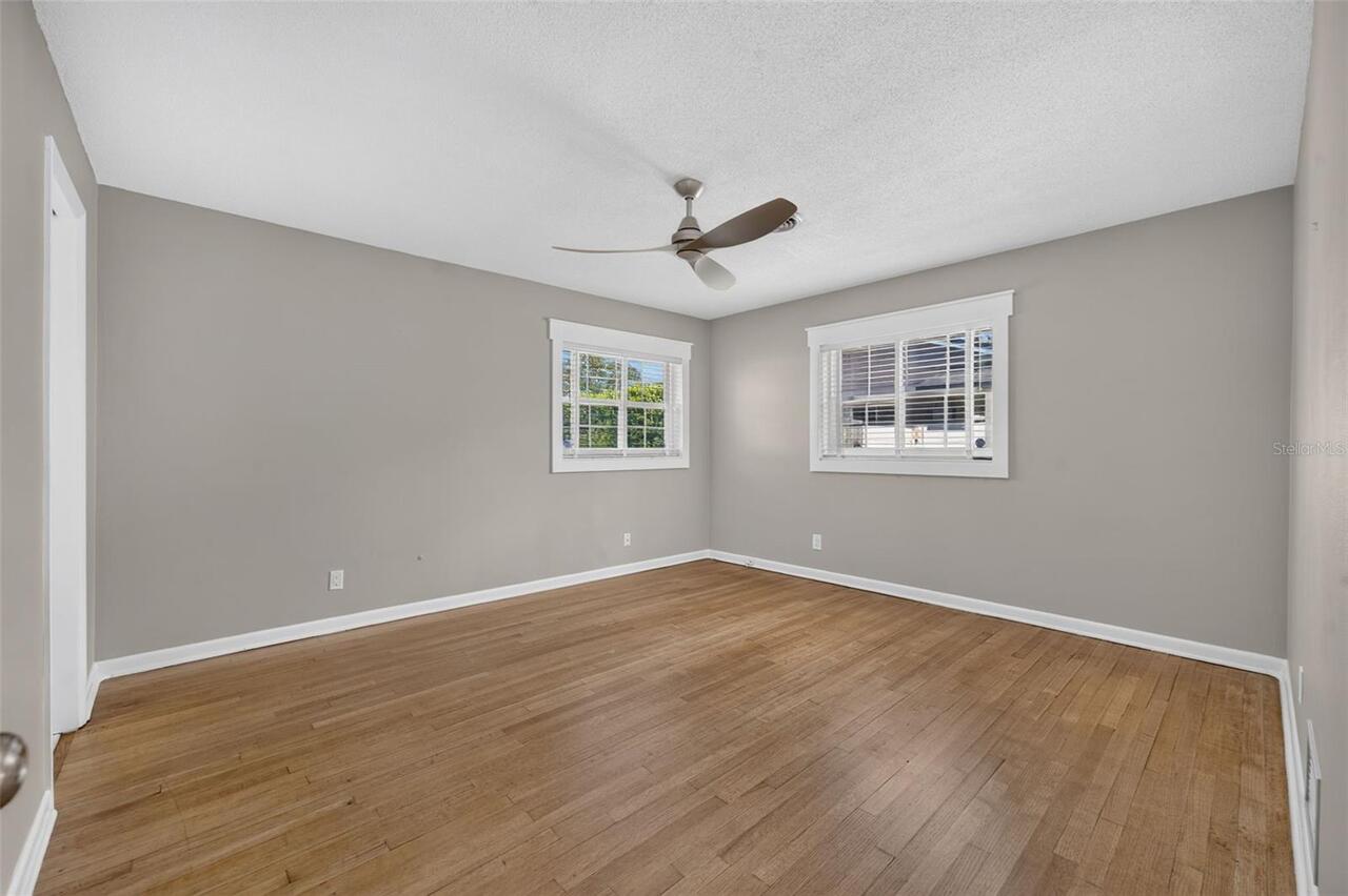 Listing Photo 22
