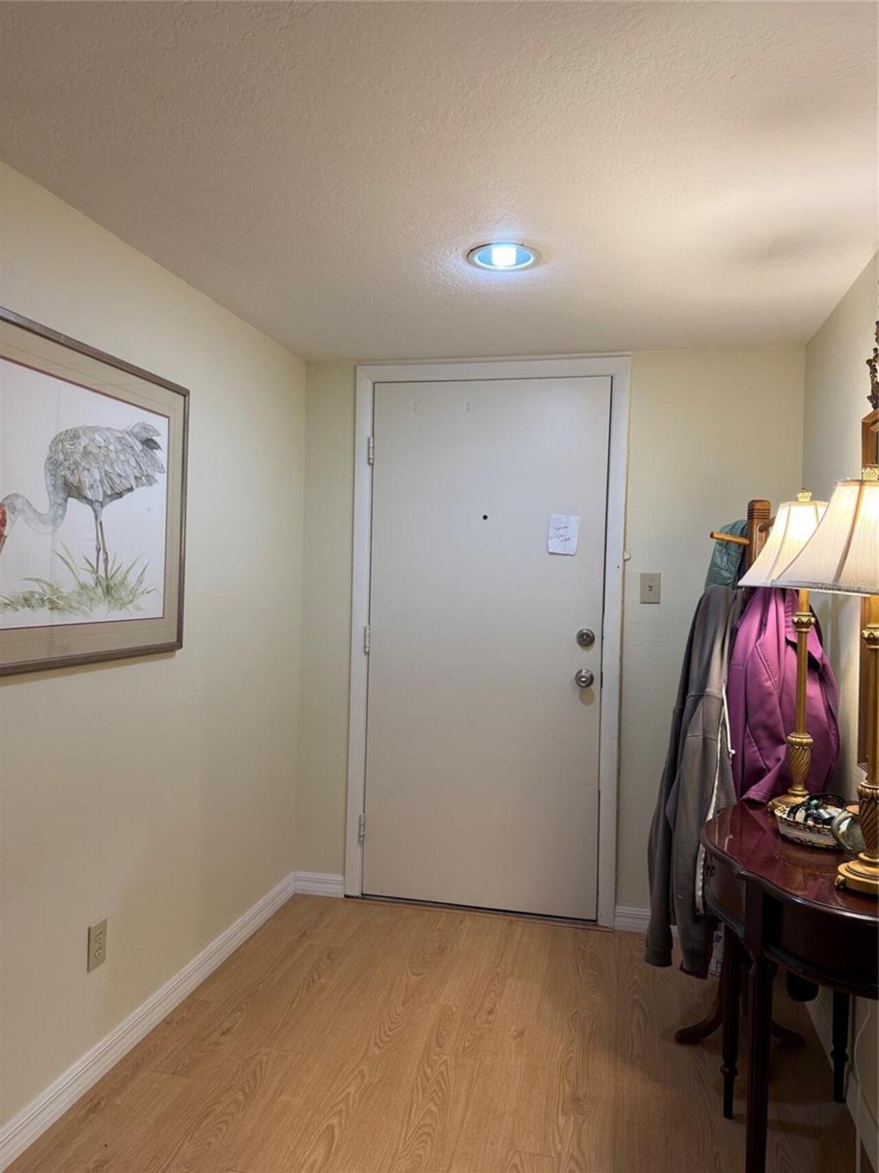 Listing Photo 8