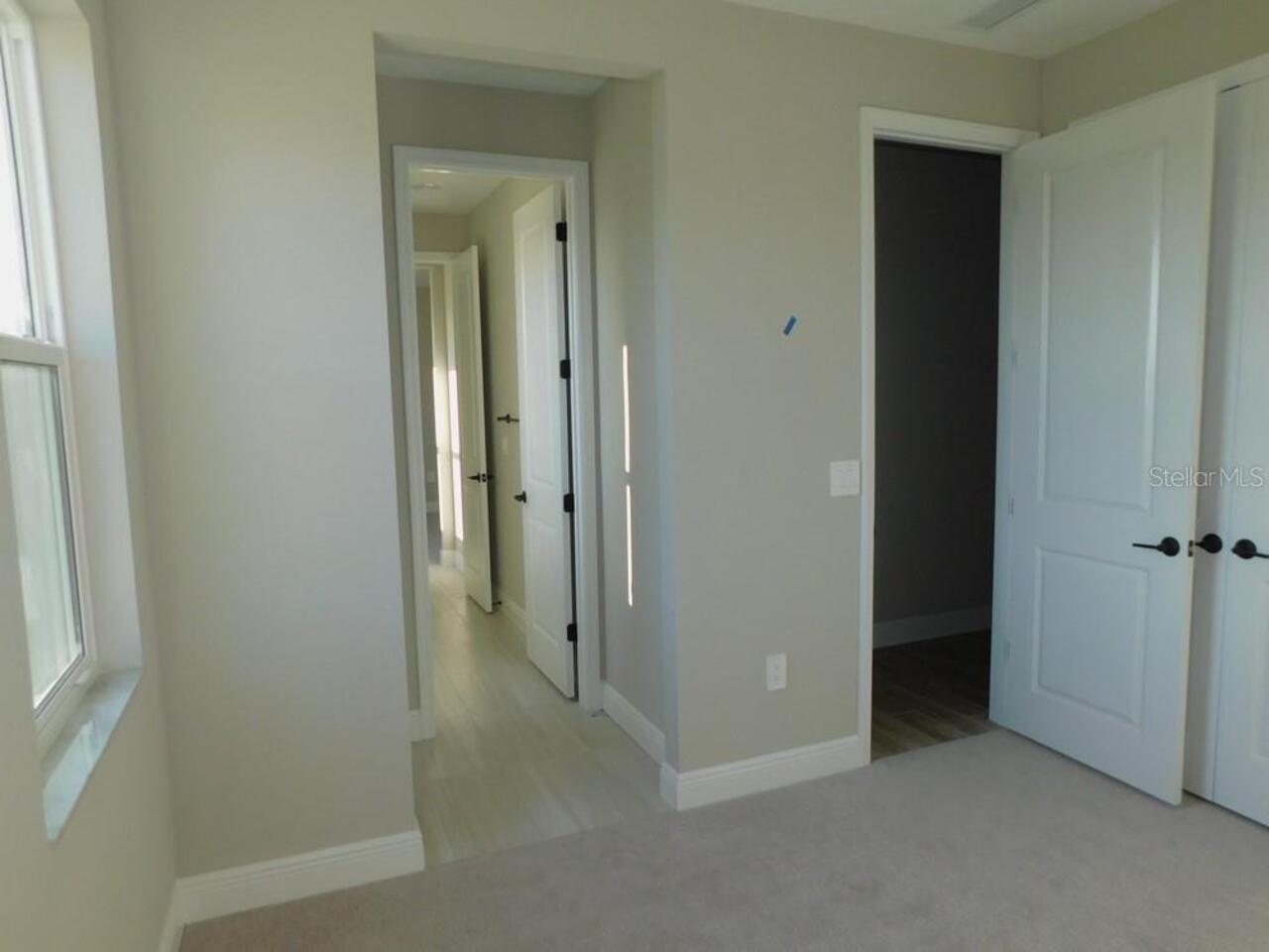 Listing Photo 14