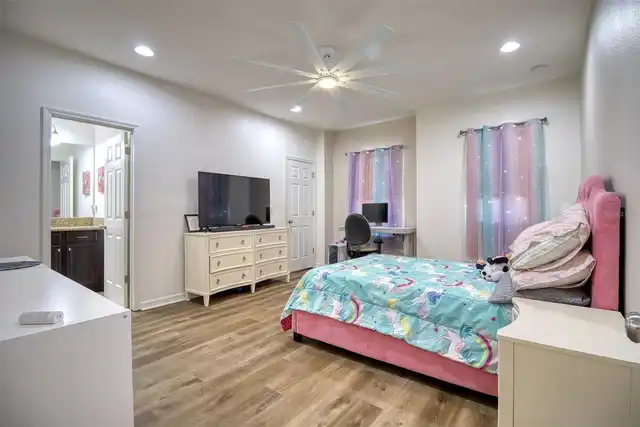 Listing Photo 42