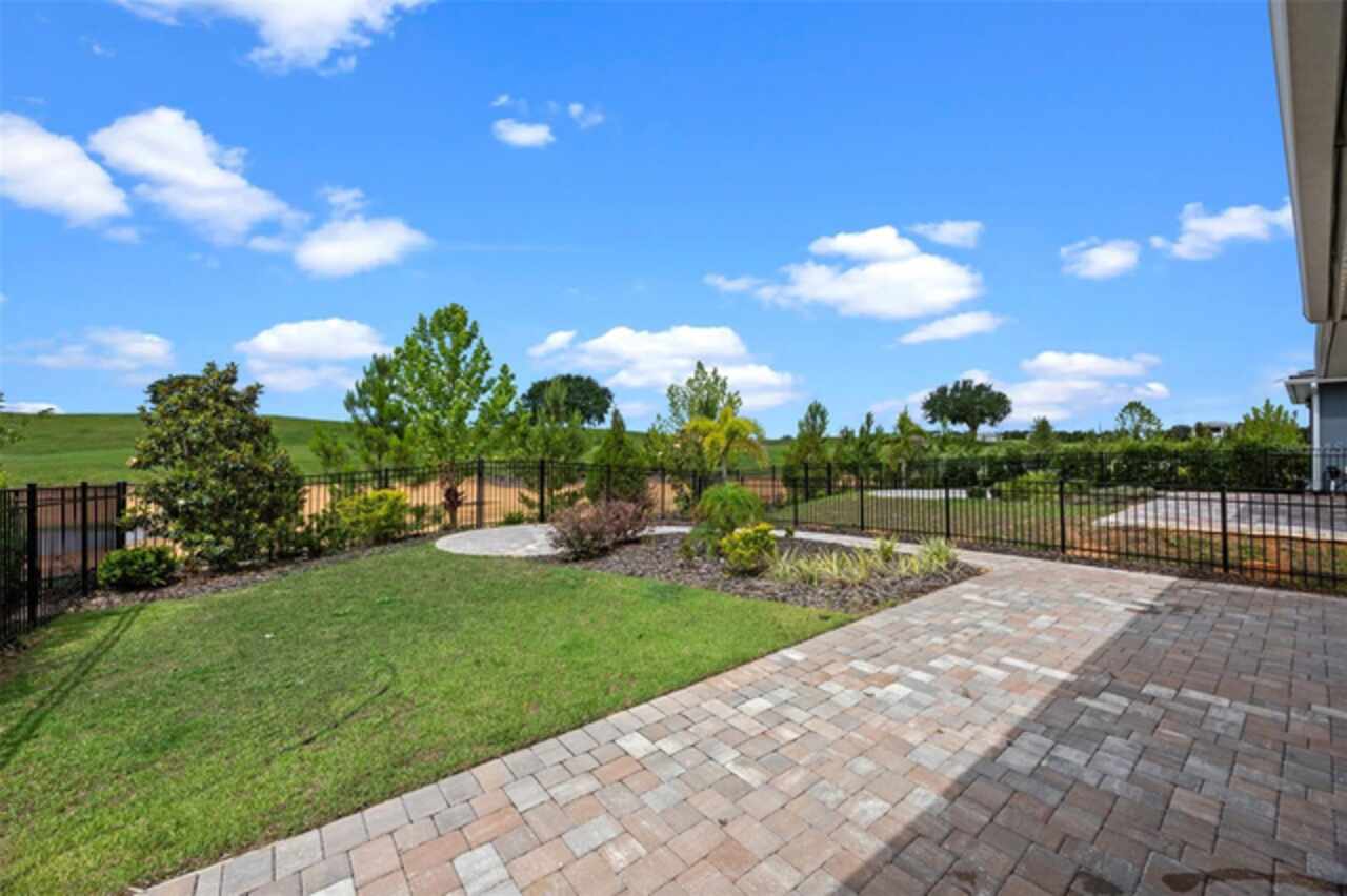 Listing Photo 43