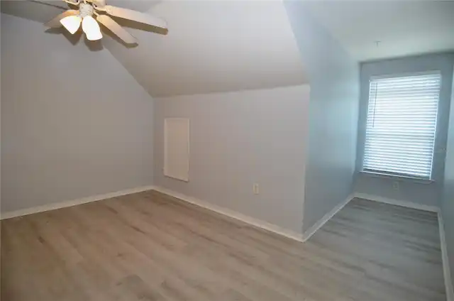 Listing Photo 22