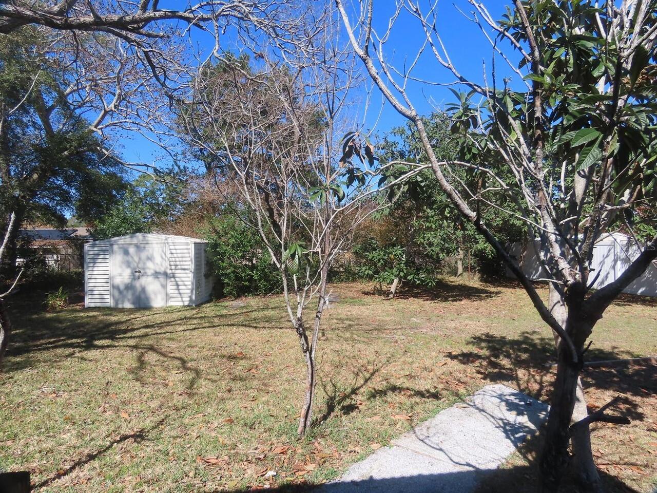 Listing Photo 14