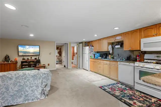Listing Photo 47