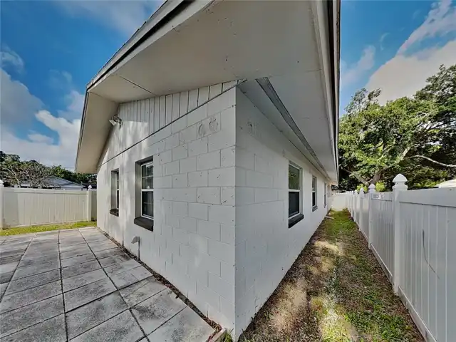 Listing Photo 15