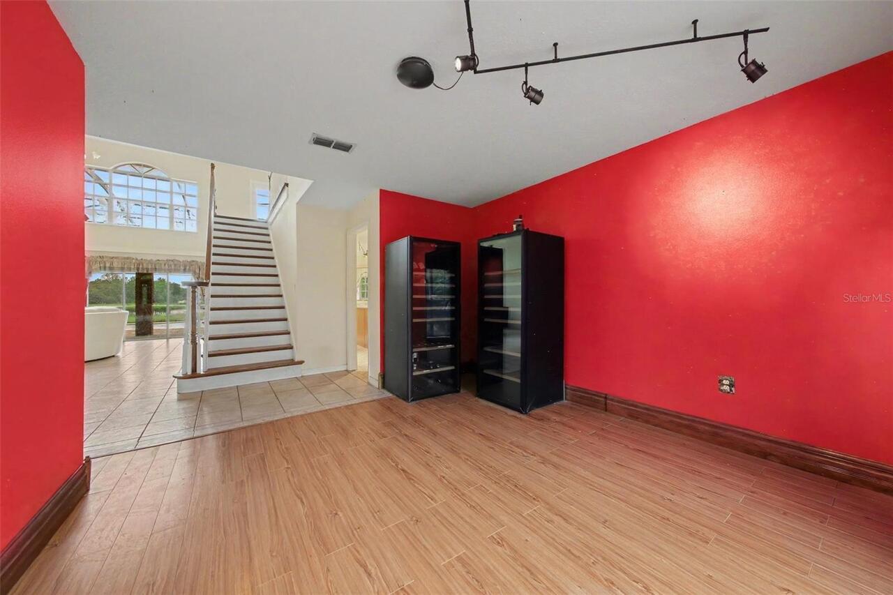 Listing Photo 12