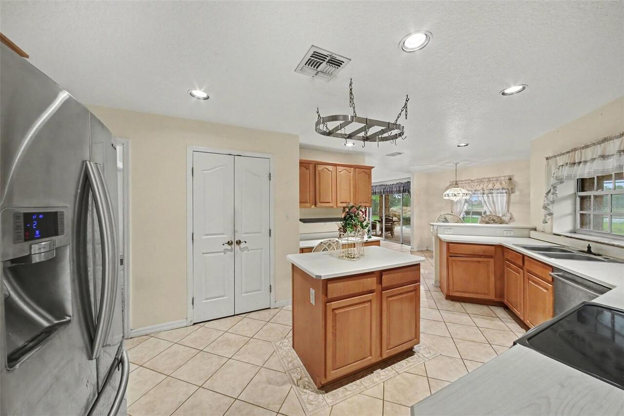 Listing Photo 17