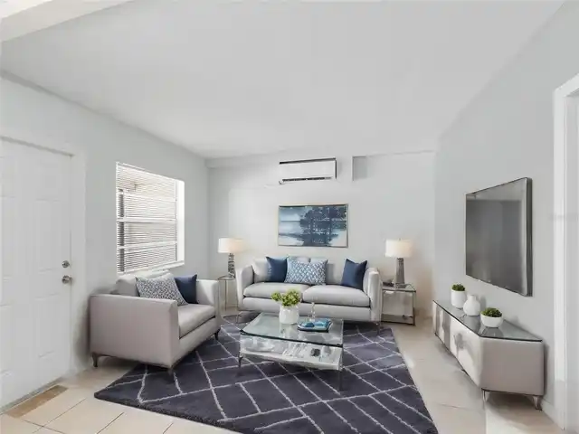Listing Photo 9