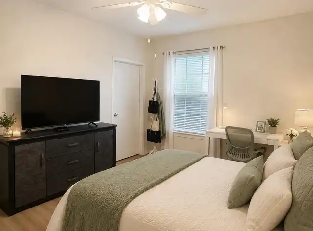 Listing Photo 15